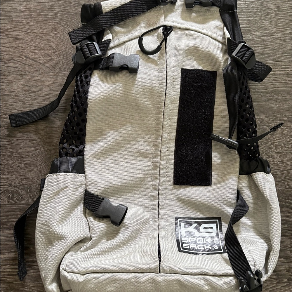 Light Gray Backpack - Comfortable Dog-Carry Design